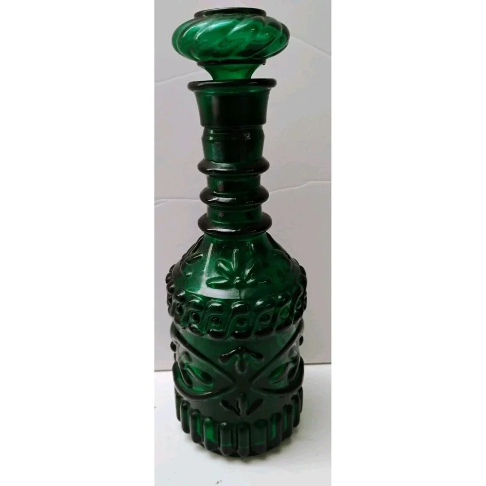 Vintage 1968 Jim Beam Emerald Green Glass Decanter Bottle KY-DRB-230 Stopper